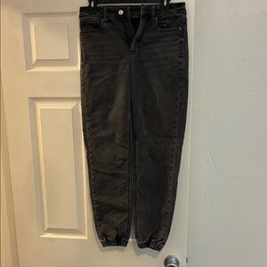 American Eagle Outfitters Dark Gray Ankle Jeans